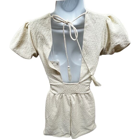 Zara Coquette Romper S Cream Lace Puff Sleeve Deep V Open Back Milkmaid - Picture 4 of 16